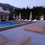 Ξενοδοχείο Relax