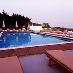 Ξενοδοχείο Relax