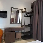 Relax Ξενοδοχείο 4*