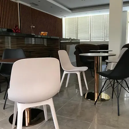 מלון Relax