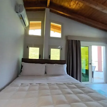 Ξενοδοχείο Relax 4*