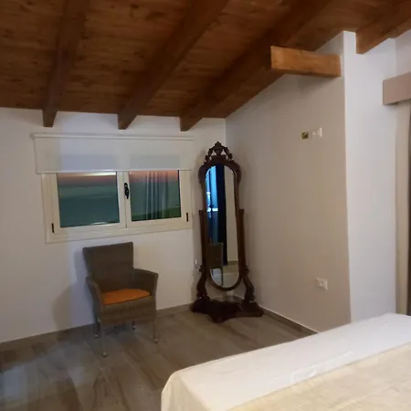 Relax 4* Dhermi