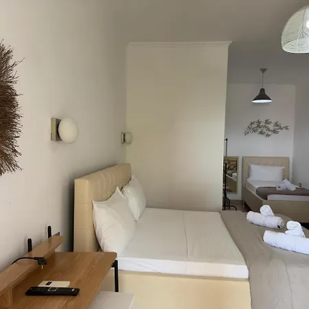 Relax Ξενοδοχείο 4*