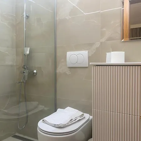 Relax Ξενοδοχείο Dhërmi
