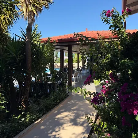 Ξενοδοχείο Relax Dhërmi